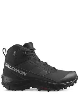 Salomon: Чёрные ботинки 