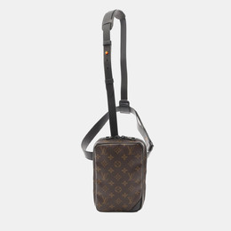 Louis Vuitton: Коричневая сумка 