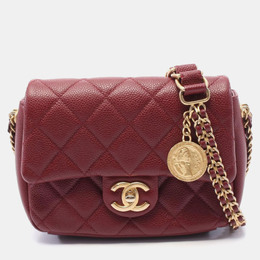 Chanel: Красная сумка 