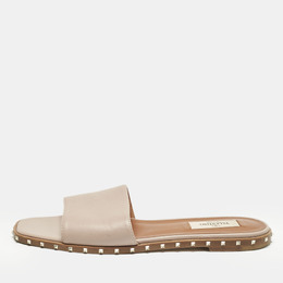 Valentino: Бежевые сандалии  Rockstud
