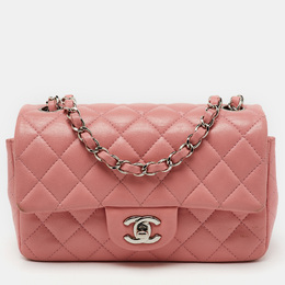 Chanel: Розовая сумка 
