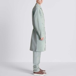 Dior: Светлое пальто 