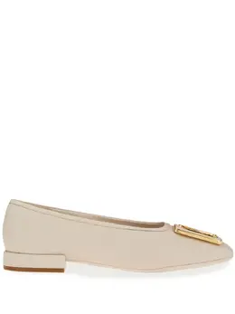 Ferragamo: Белые балетки 