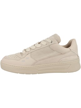 Filling Pieces: Белые кроссовки 