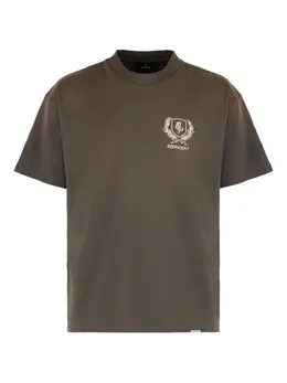 Represent: Коричневая футболка 