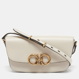 Salvatore Ferragamo: Белая сумка 
