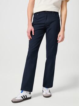 Wrangler: Тёмные джинсы 