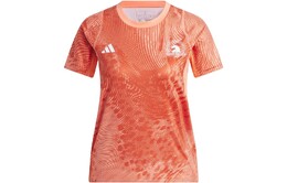 Adidas: Футболка 