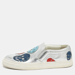 Alexander McQueen: Серебристые кроссовки  Skull