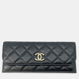 Chanel: Чёрный клатч 