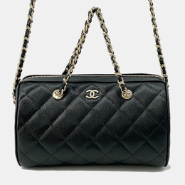 Chanel: Чёрная сумка 