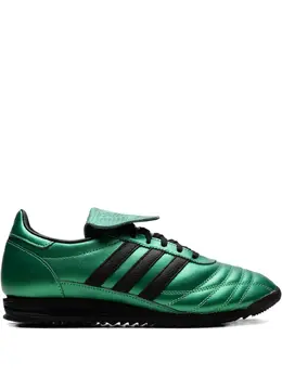 adidas: Зелёные кроссовки  SL-72
