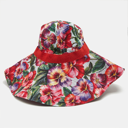 Dolce & Gabbana: Красная шляпа 
