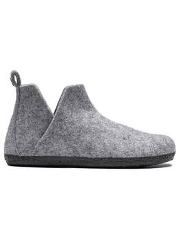 Birkenstock: Серые сабо 