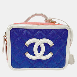 Chanel: Голубая сумка 