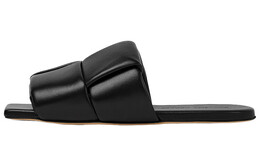 Bottega Veneta: Чёрные сандалии 