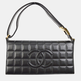 Chanel: Чёрная сумка 