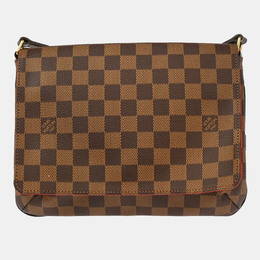 Louis Vuitton: Светлая сумка  Musette