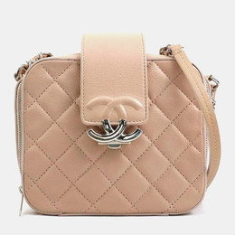 Chanel: Розовая сумка 