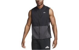 Nike: Чёрный жилет 