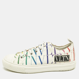 Valentino: Белые кроссовки  Giggies