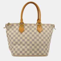 Louis Vuitton: Светлая сумка-шоппер 
