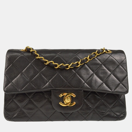 Chanel: Чёрная сумка 