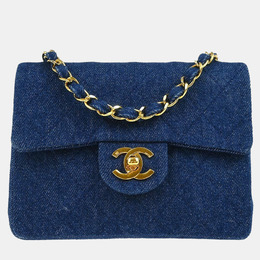 Chanel: Голубая сумка 