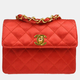 Chanel: Красная сумка 