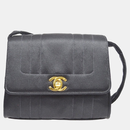 Chanel: Чёрная сумка 