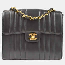 Chanel: Чёрная сумка 
