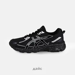 ASICS: Чёрные кроссовки  Gel-Venture 6