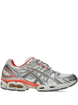 ASICS: Серебристые кроссовки  Gel-Nimbus