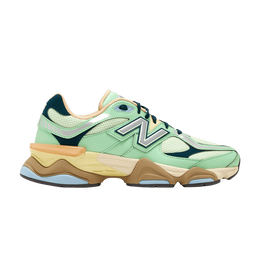 New Balance: Зелёные кроссовки  9060