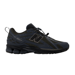 New Balance: Чёрные кроссовки  1906R