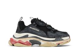 Balenciaga: Чёрные кроссовки  Triple S