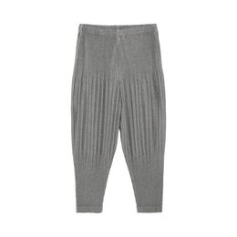 Homme Plissé Issey Miyake: Серые брюки 