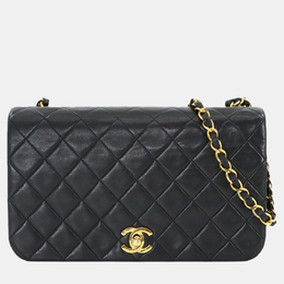 Chanel: Чёрная сумка 