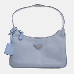 Prada: Голубая сумка 