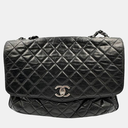 Chanel: Чёрная сумка 