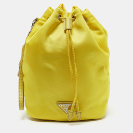 Prada: Жёлтая сумка 