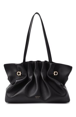 Ferragamo: Чёрная сумка 