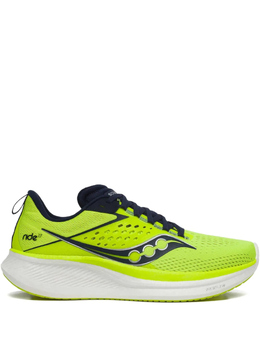 Saucony: Зелёные кроссовки 