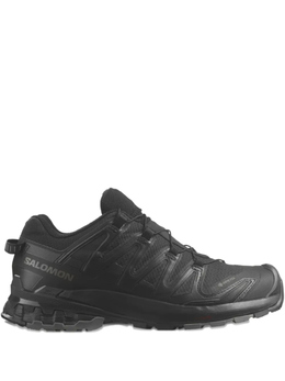 Salomon: Чёрные кроссовки 