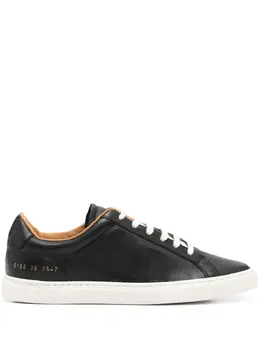 Common Projects: Чёрные кроссовки 
