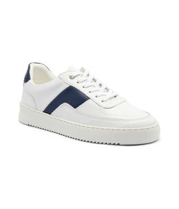 Filling Pieces: Белые кроссовки 