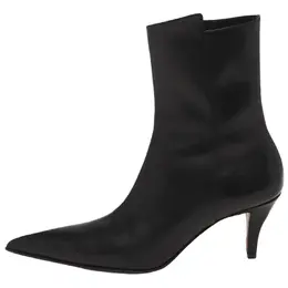 Alexander McQueen: Чёрные ботинки 