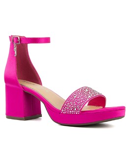Juicy Couture: Розовые сандалии 