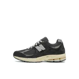 New Balance: Серые кеды  2002R
