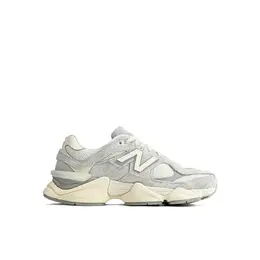 New Balance: Серые кеды 